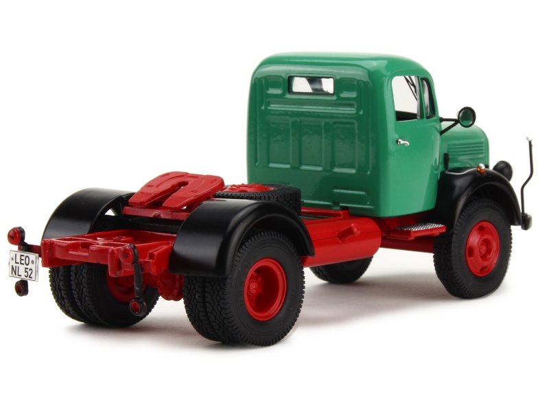 84660 Mercedes L3500 Tracteur 1950