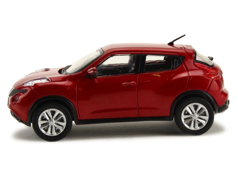 Nissan juke игрушка