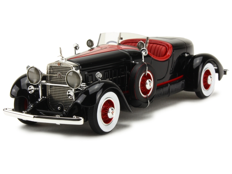 84899 Cadillac 452A V16 Roadster Farina 1931