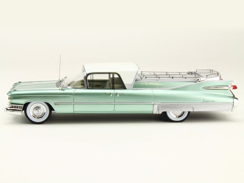 84932 Cadillac S&S Superior Corbillard 1959