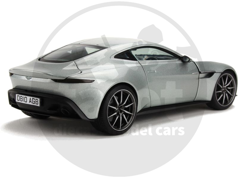 85328 Aston Martin DB10 James Bond 007