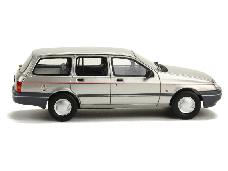 85422 Ford Sierra MKI Break 1982 