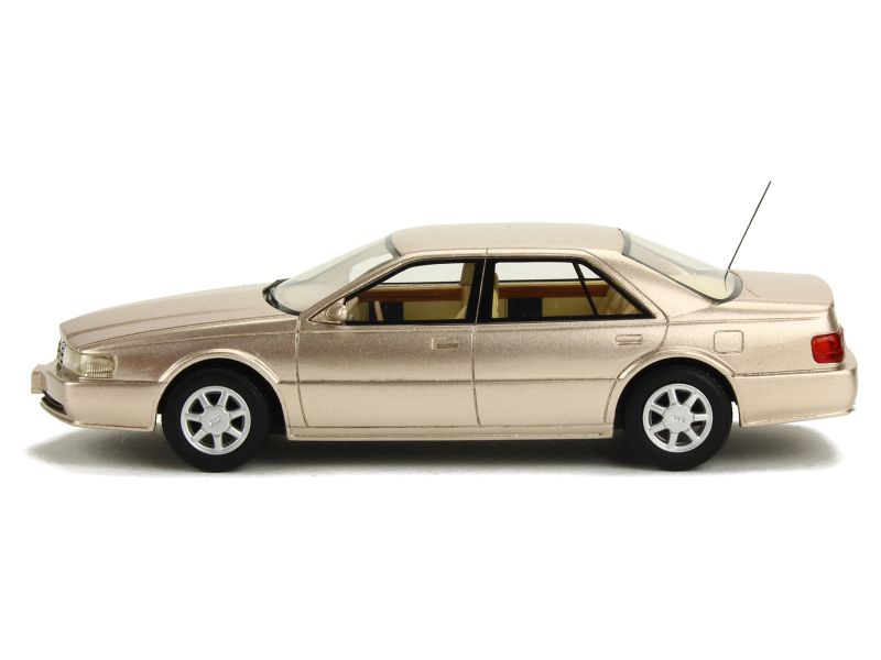 85425 Cadillac Séville STS 1992