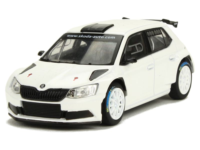 85475 Skoda Fabia III R5 2015