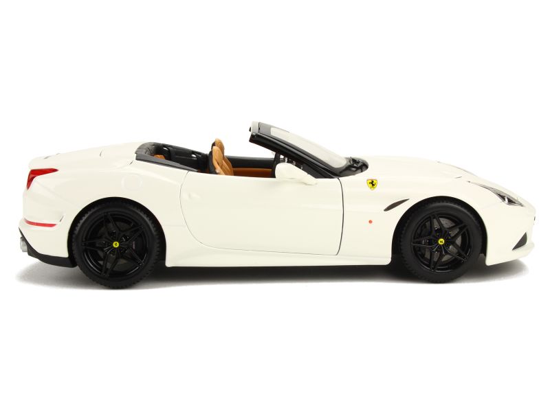 85485 Ferrari California T Spider 2014