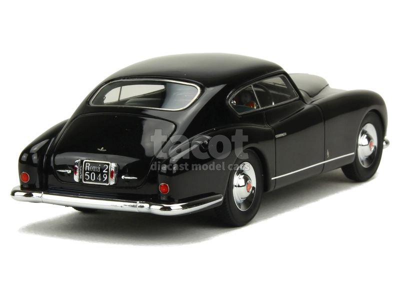 Alfa Romeo 6c 2500 SS Corsa Spider White 1:43 437120234 MINICHAMPS