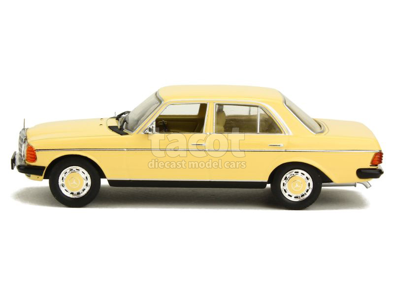 85620 Mercedes 200D/ W123 1976