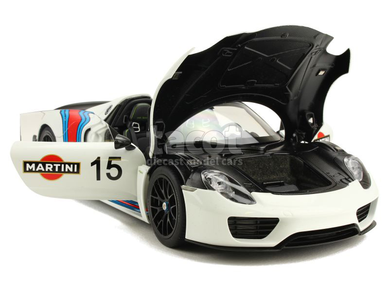 Porsche 918 spyder autoart