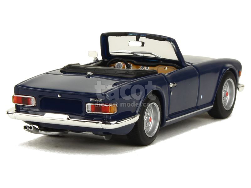 Solido 1/43 Scale AEC8560 - Triumph TR6 - Dark Green 7625944966552