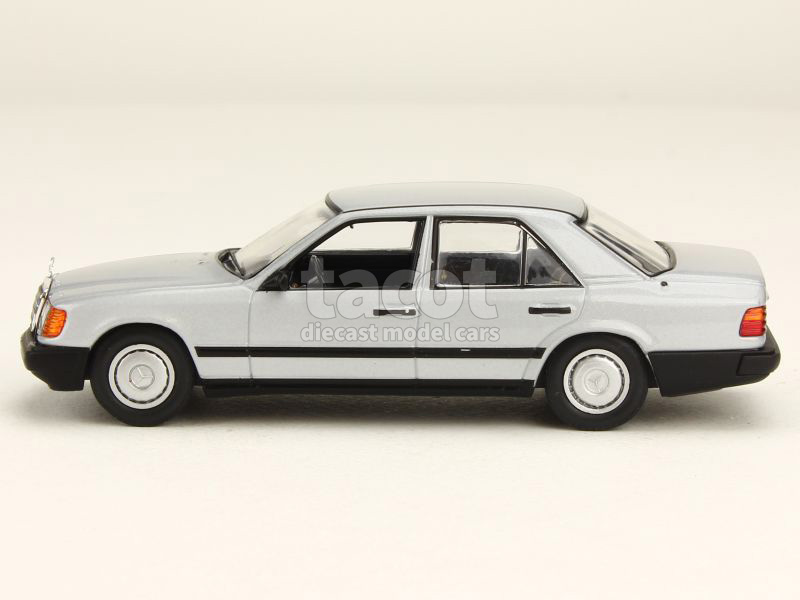 86204 Mercedes 300E 4 Matic/ W124 1985