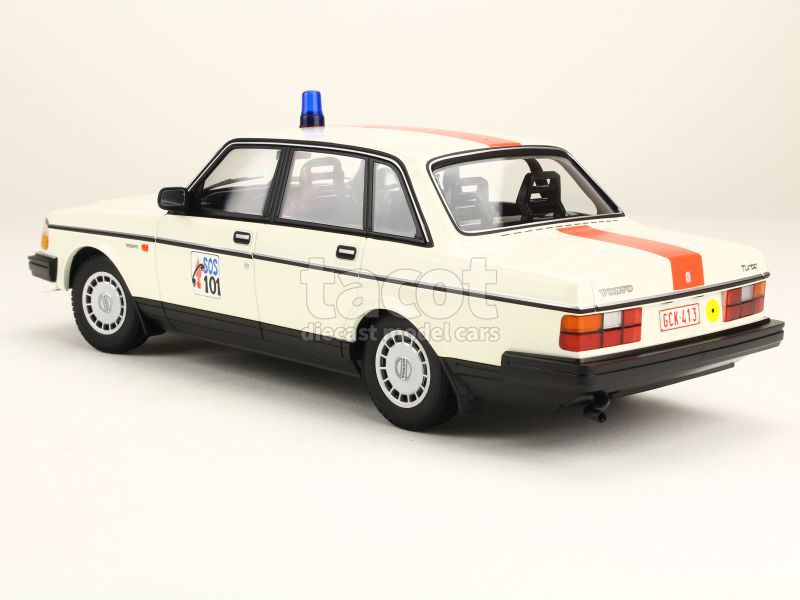 86367 Volvo 240 GL Police Belge 1986