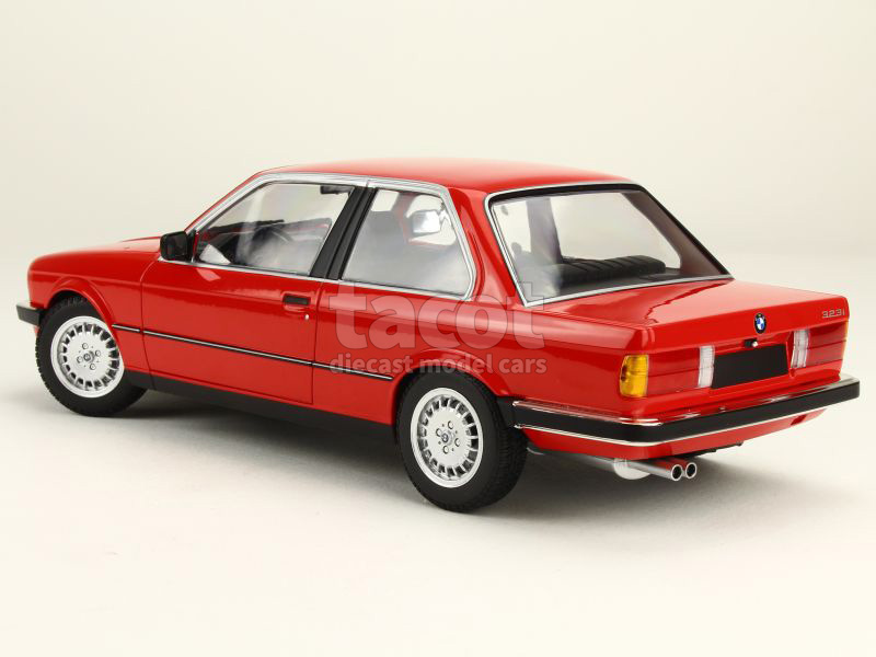 86443 BMW 323i/ E30 1982