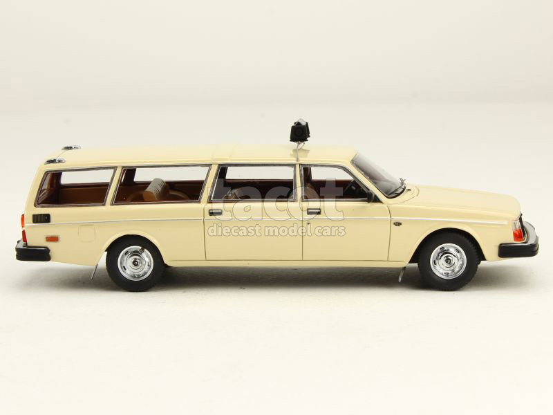 86508 Volvo 245 Transfer Taxi 1974