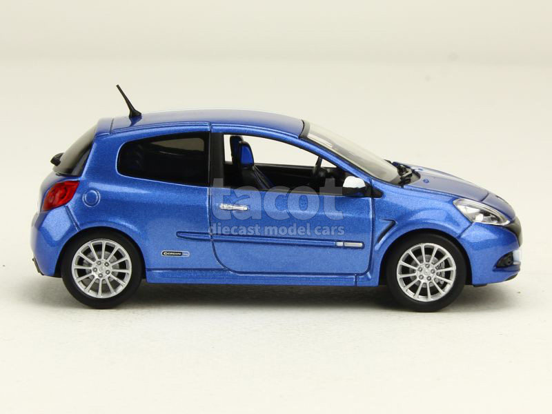 86609 Renault Clio III RS Gordini 2009