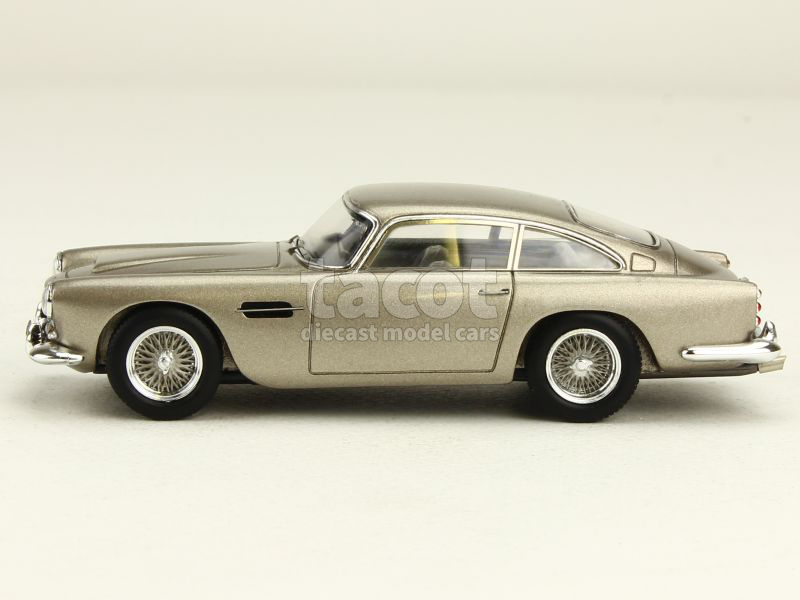86625 Aston Martin DB4 S4 1961