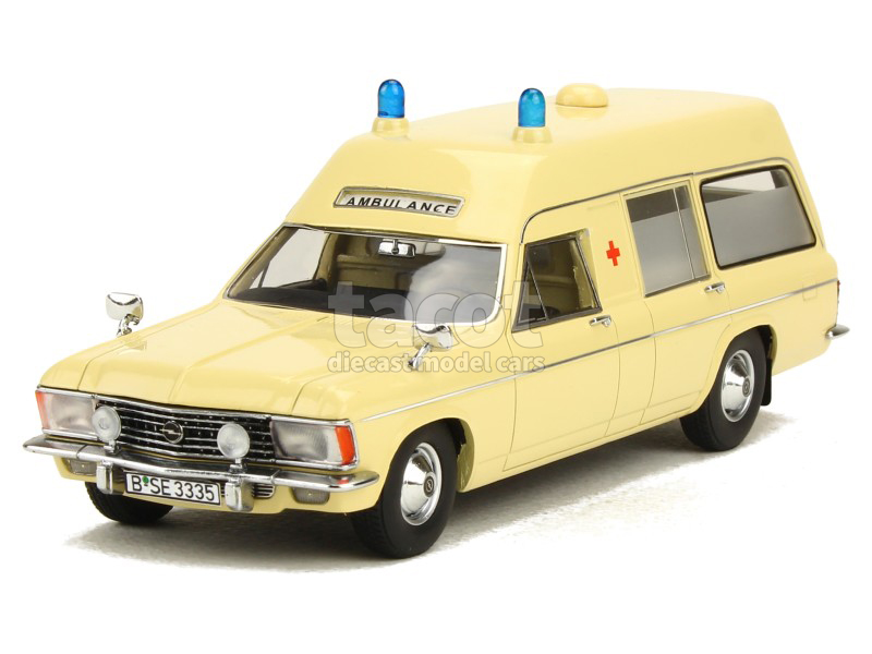 86719 Opel Admiral B Miesen LWB Ambulance 1974