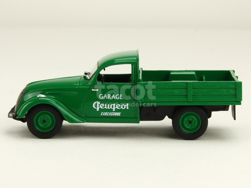 86733 Peugeot 202 Pick-Up 1947