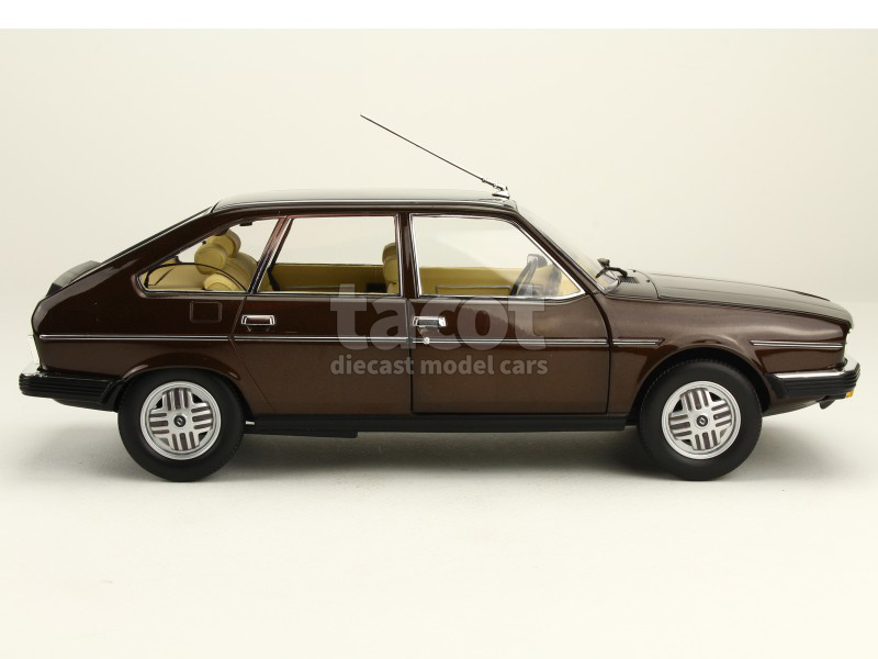 86735 Renault R30 TX 1981