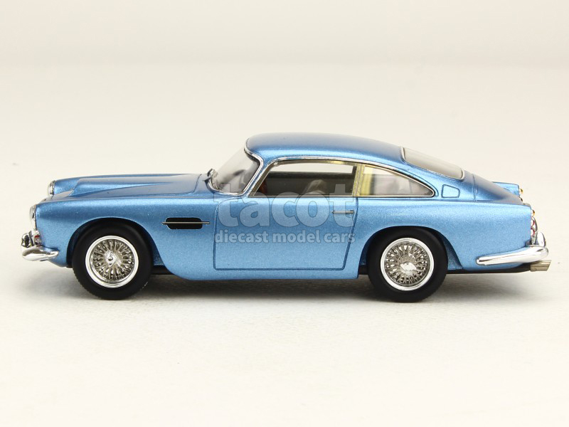 ミニカー Spark Aston Martin DB4 Series 4 1961 ミニカー Spark Aston