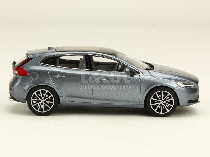 86812 Volvo V40 2016