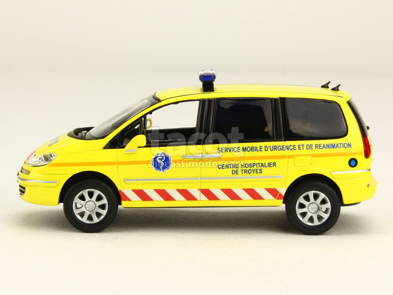 86814 Peugeot 807 Ambulance SAMU 2013