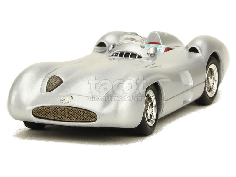 IXO CLC143 Mercedes-Benz W 196 R Stromlinie - 1954 - Echelle 1/43, Argent