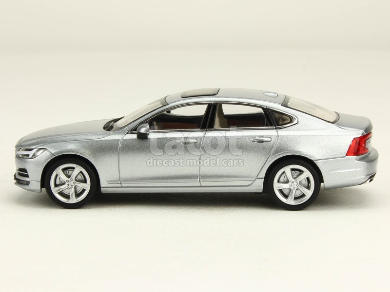 86924 Volvo S90 2016