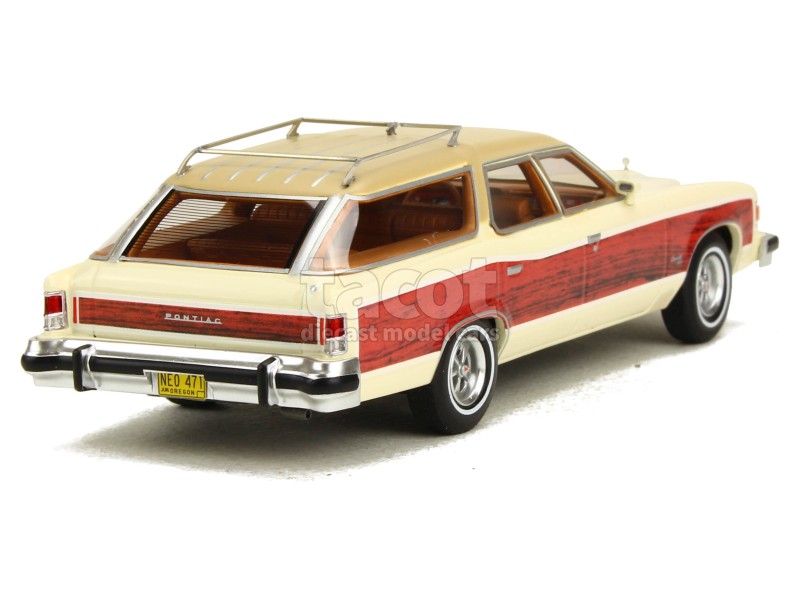 87024 Pontiac Grand Safari Wagon 1976