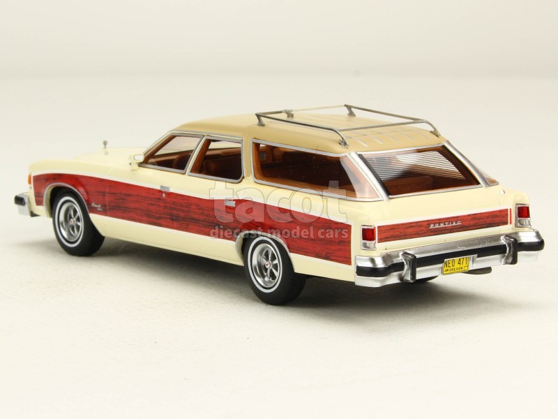 87024 Pontiac Grand Safari Wagon 1976