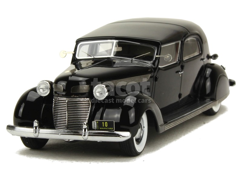 87025 Chrysler Imperial C-15 Le Baron Town Car 1937