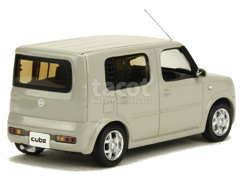 87034 Nissan Cube 2003