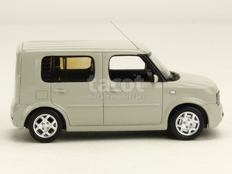 87034 Nissan Cube 2003