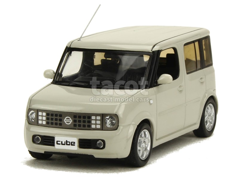 87034 Nissan Cube 2003