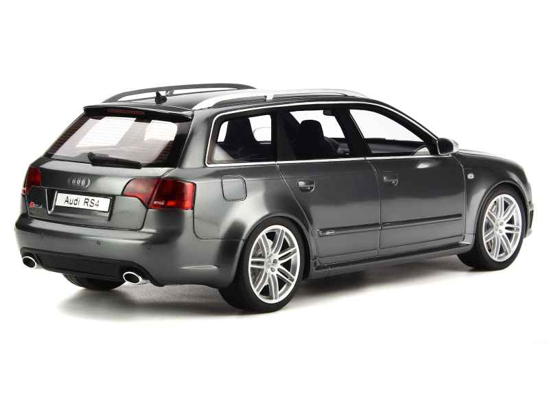 87063 Audi RS4 Avant 2006