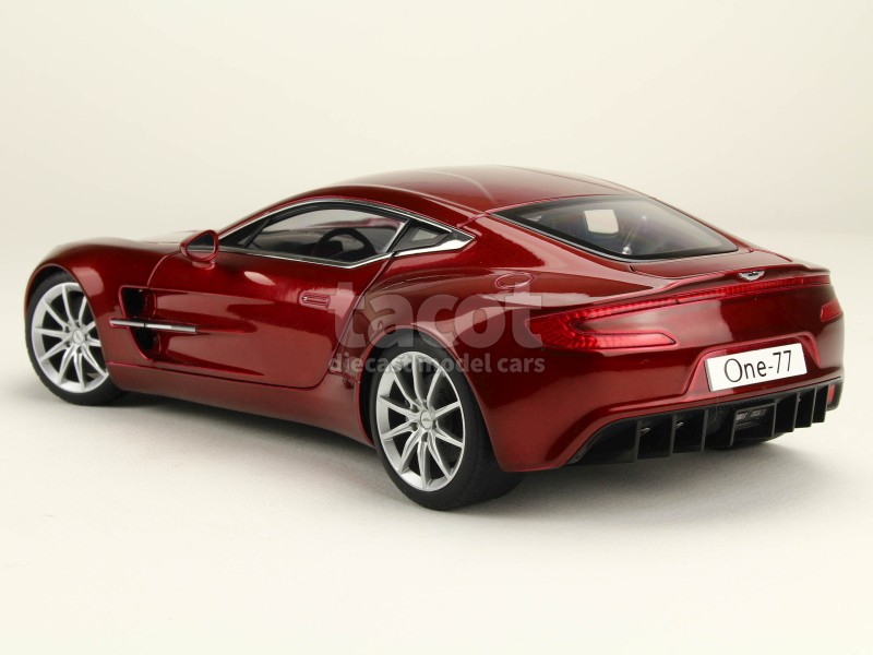 87215 Aston Martin One-77 2009