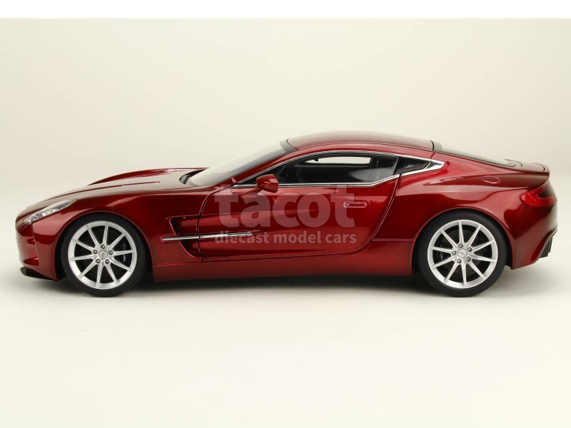 87215 Aston Martin One-77 2009