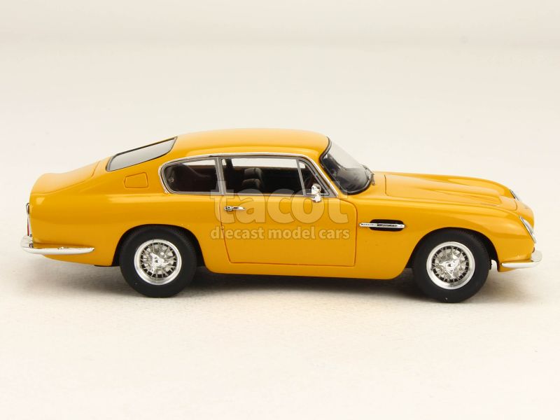 87328 Aston Martin DB6 Vantage 1967