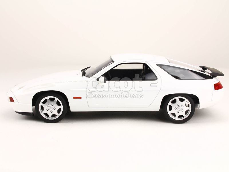 87332 Porsche 928 S4 Club Sport 1988