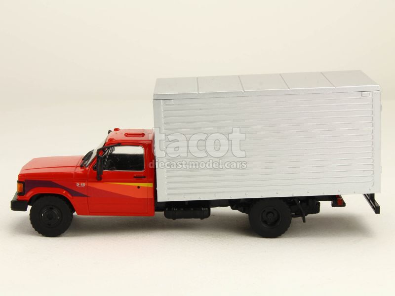 87427 Chevrolet D-40 Box Truck 1985