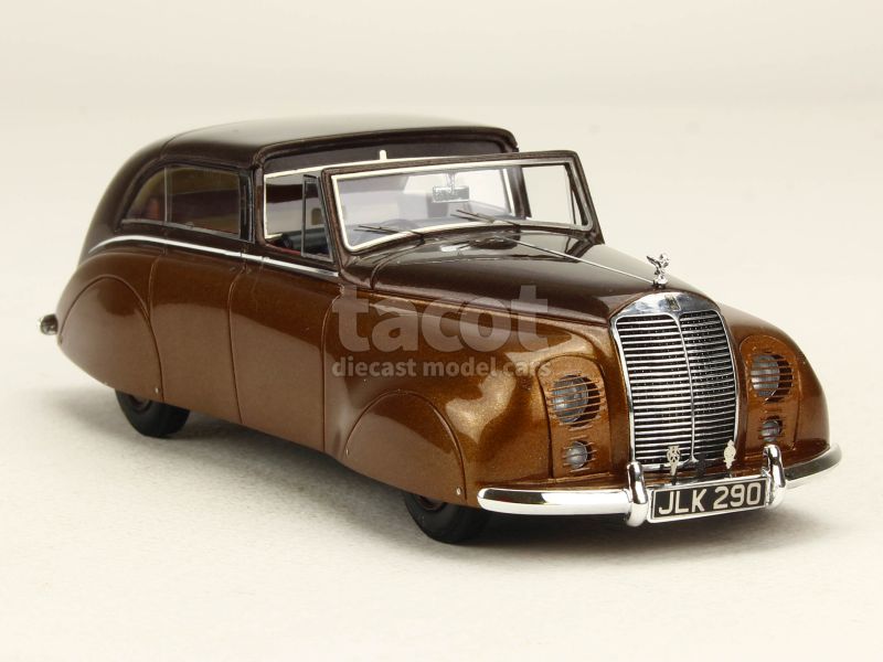 Matrix 1/43 Scale MX51705-251 - 1947 Rolls Royce Silver Wraith Sedanca de Ville - R.M.Toys Ltd