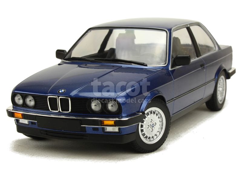 BMW - 323i/ E30 1982 - Minichamps - 1/18 - Autos Miniatures