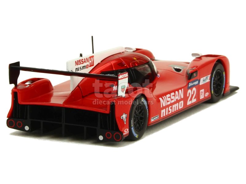 87794 Nissan GT-R LM Nismo Le Mans 2015