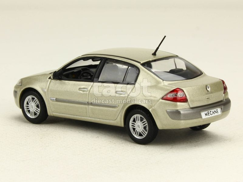 87884 Renault Megane II Berline 2003