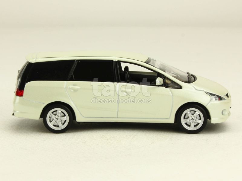 87898 Mitsubishi Grandis 2003