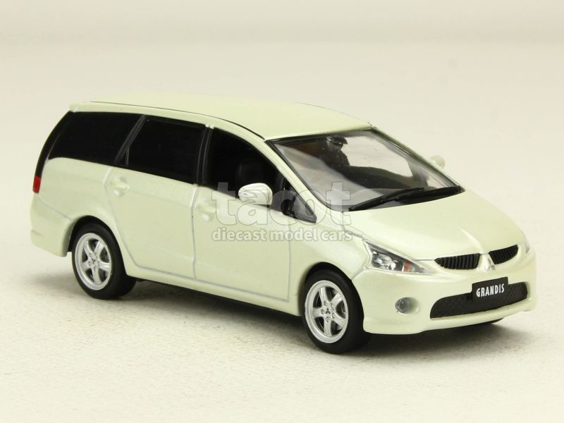 87898 Mitsubishi Grandis 2003