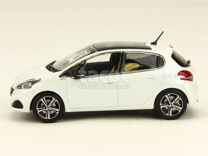 87922 Peugeot 208 5 Doors GT Line 2015