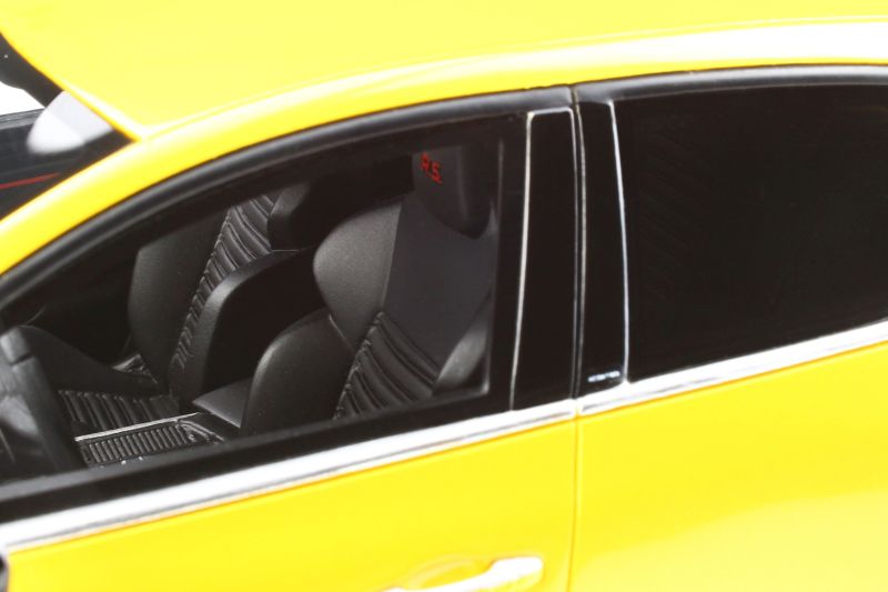 88008 Renault Megane IV RS 2017