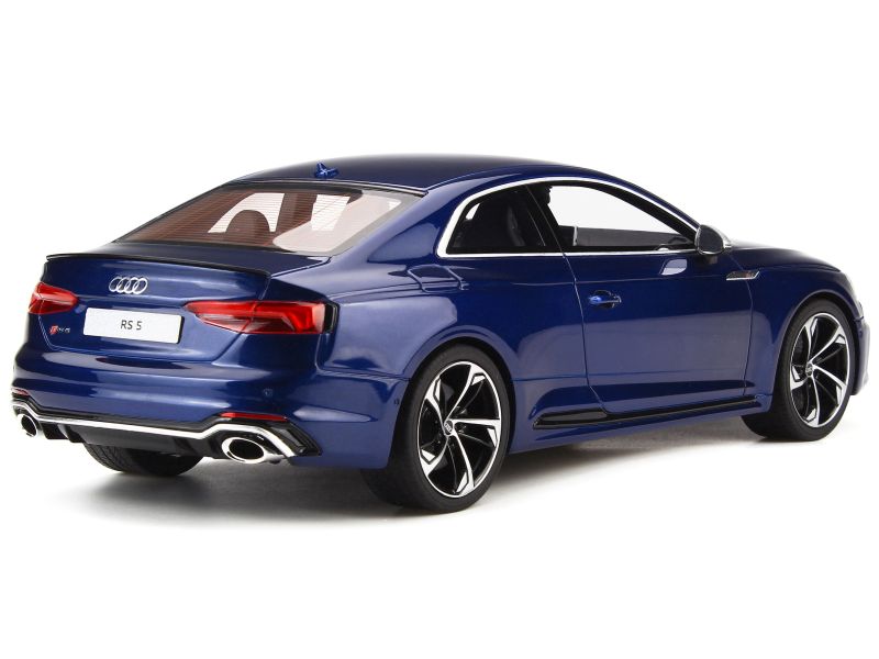 88014 Audi RS5 Coupé 2018