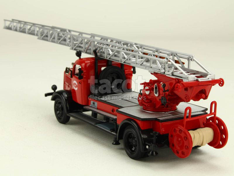 Escala 1:43 - Mercedes Benz Type L4500f (1944) | Cuotas sin interés