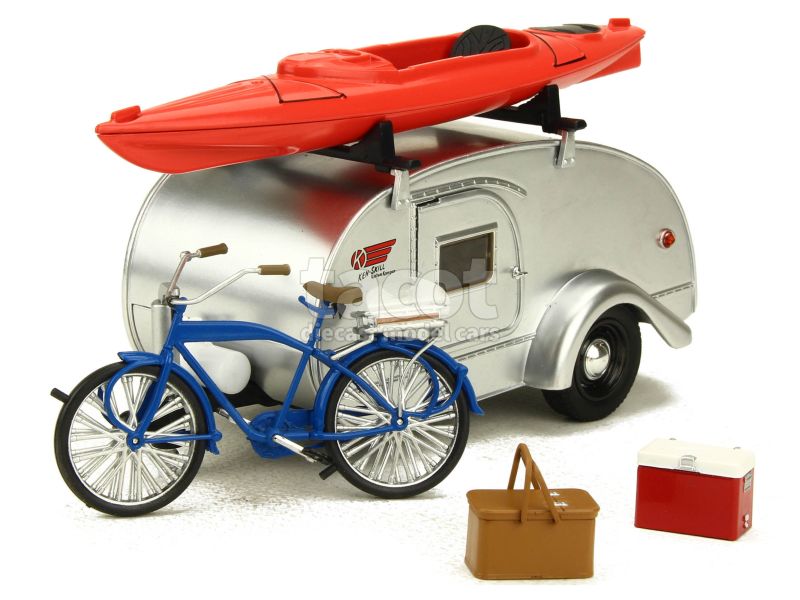 88195 Divers Ken-Skill Tear Drop Caravan 1947